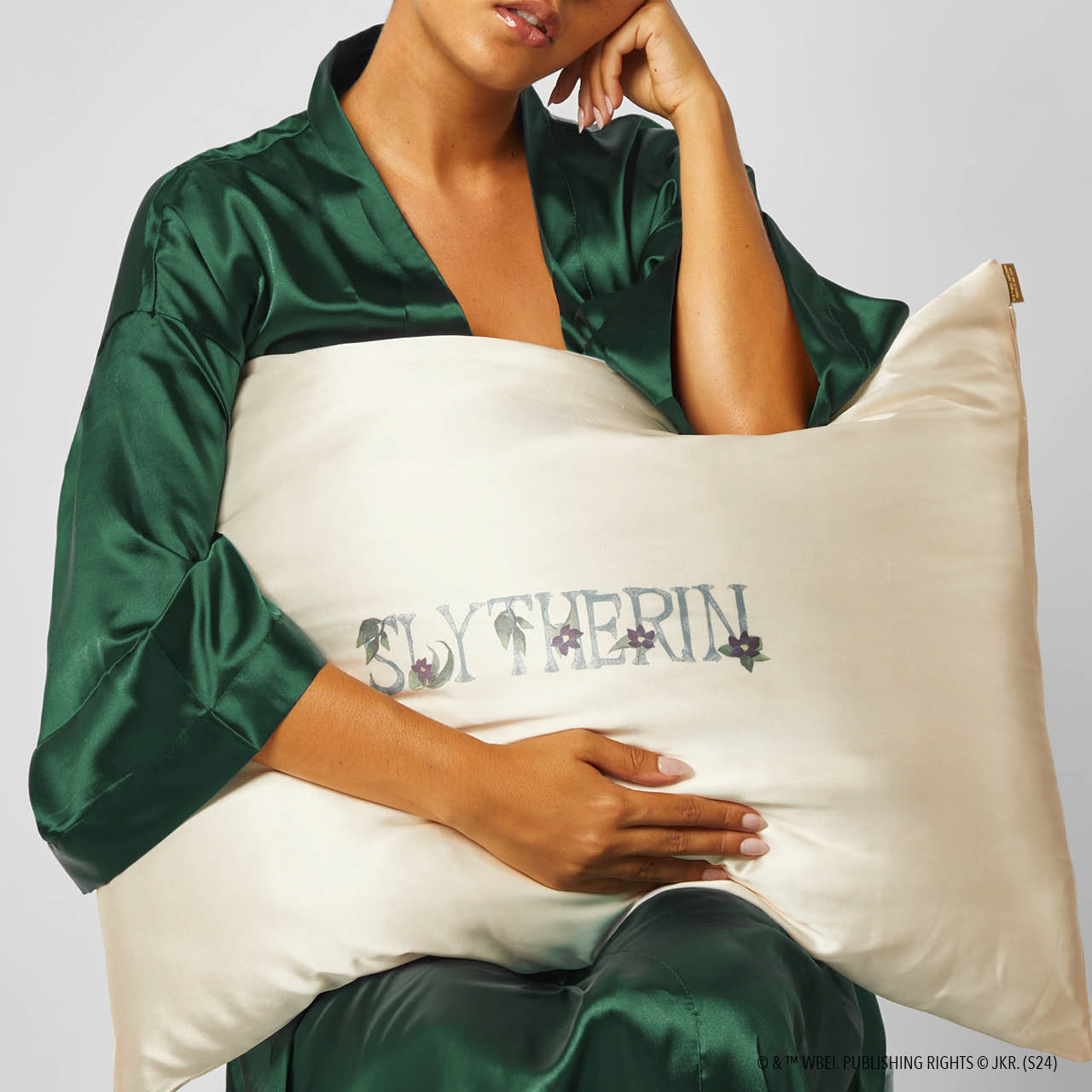 Kitsch x Harry Potter Satin Pillowcase in Slytherin 4 Pack - King